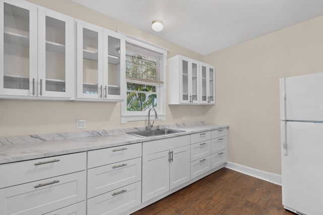 508 Marble Avenue NW, Albuquerque, NM 87102