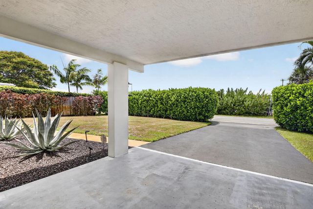 1608 NE 14TH Terrace, Fort Lauderdale, FL 33305