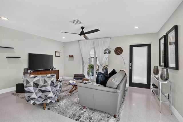 1608 NE 14TH Terrace, Fort Lauderdale, FL 33305