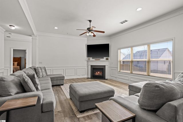 157 Creek Shoals Drive, Simpsonville, SC 29681