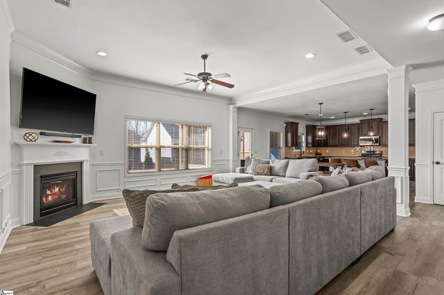 157 Creek Shoals Drive, Simpsonville, SC 29681