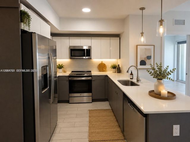 321 NE 26th St 512, Miami, FL 33137
