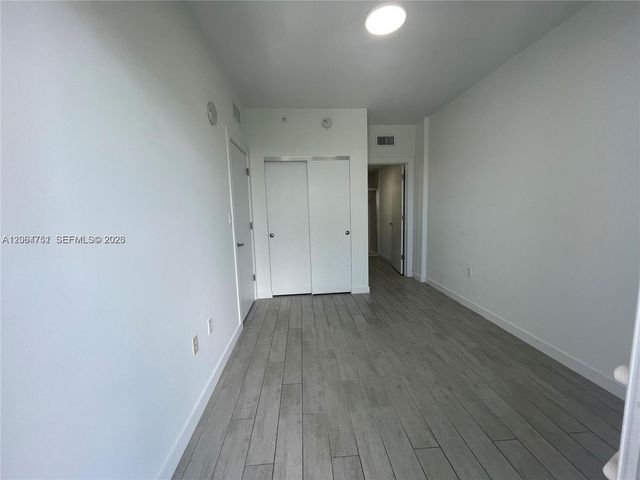 321 NE 26th St 512, Miami, FL 33137