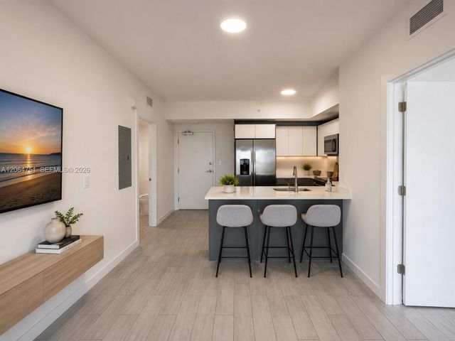321 NE 26th St 512, Miami, FL 33137