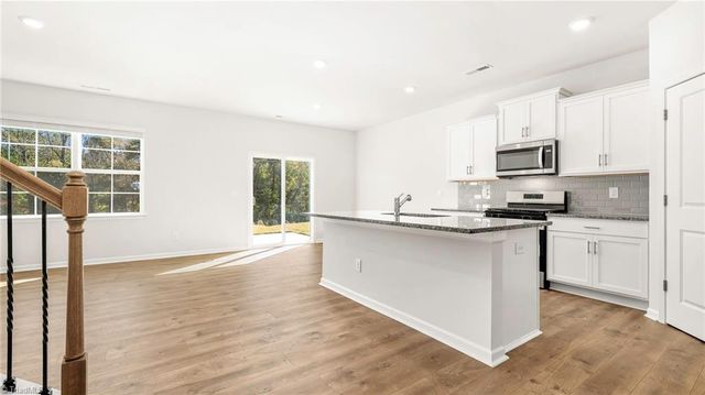 802 Bryson Boulevard, Lexington, NC 27295