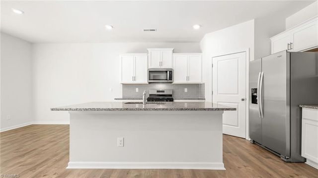 802 Bryson Boulevard, Lexington, NC 27295