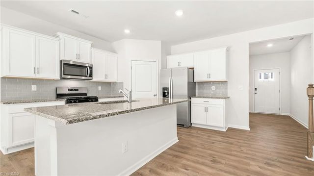 802 Bryson Boulevard, Lexington, NC 27295