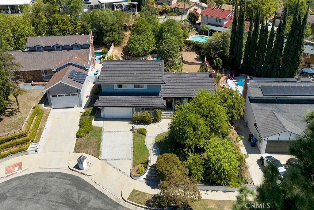 10568 Des Moines, Porter Ranch, CA 91326 — photo 2