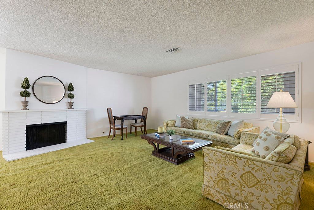 10568 Des Moines, Porter Ranch, CA 91326 — photo 5