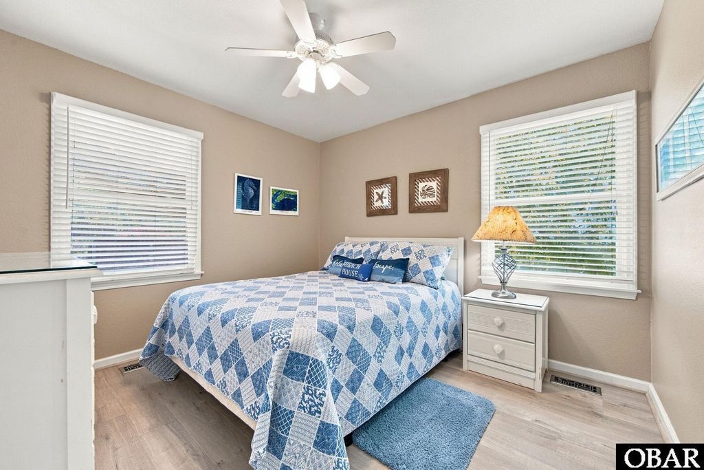Image 27 of property listing at 107 Mallard Drive, Duck, NC 27949