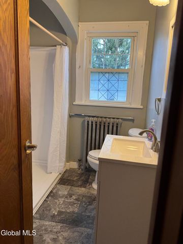 23 Rose Court, Albany, NY 12209