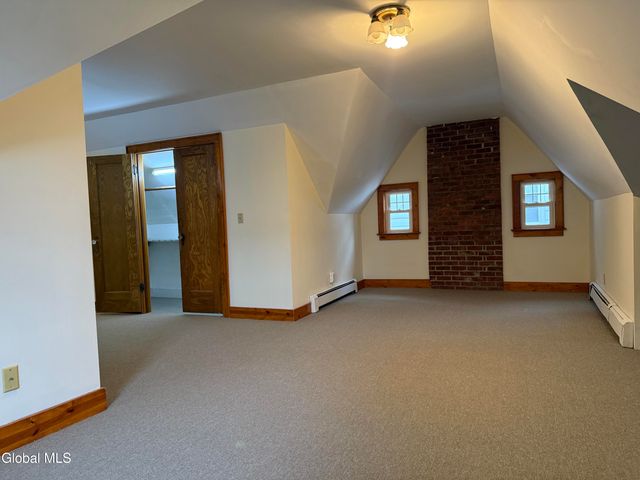 23 Rose Court, Albany, NY 12209