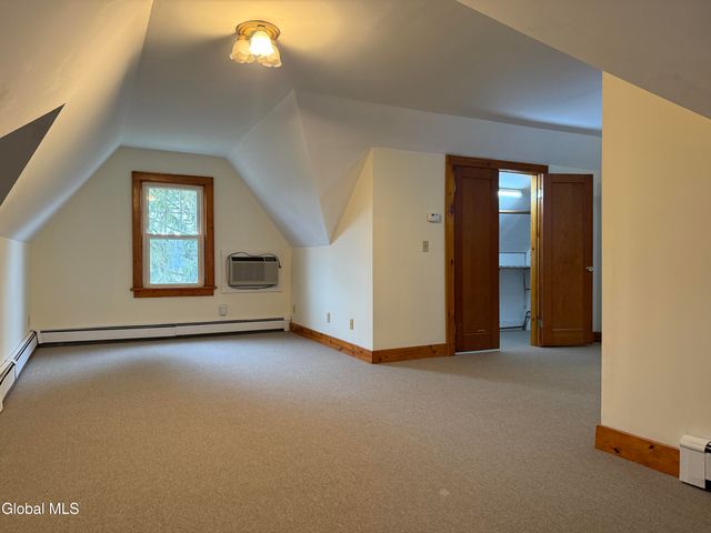 23 Rose Court, Albany, NY 12209