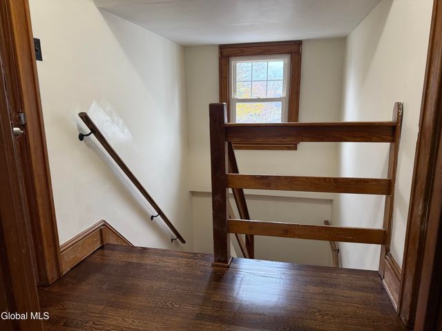 23 Rose Court, Albany, NY 12209