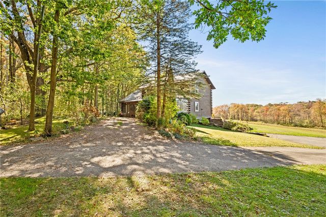 164 Black Bear Run, Stonycreek Twp, PA 15530