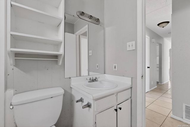 5014 Ed White, San Antonio, TX 78219