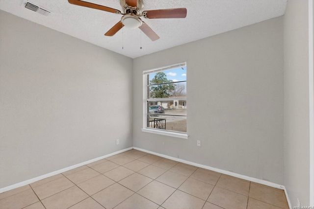 5014 Ed White, San Antonio, TX 78219