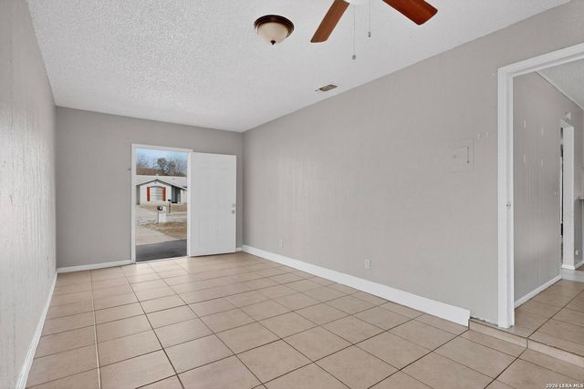 5014 Ed White, San Antonio, TX 78219