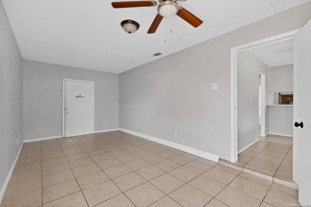 5014 Ed White, San Antonio, TX 78219