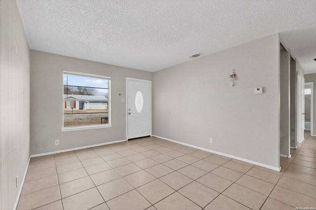 5014 Ed White, San Antonio, TX 78219