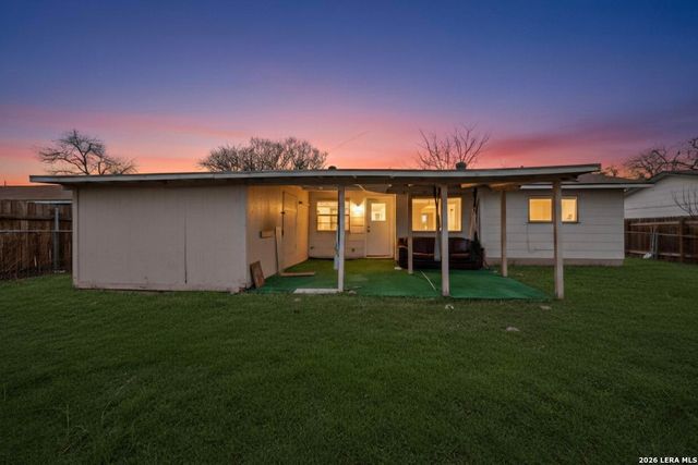 5014 Ed White, San Antonio, TX 78219