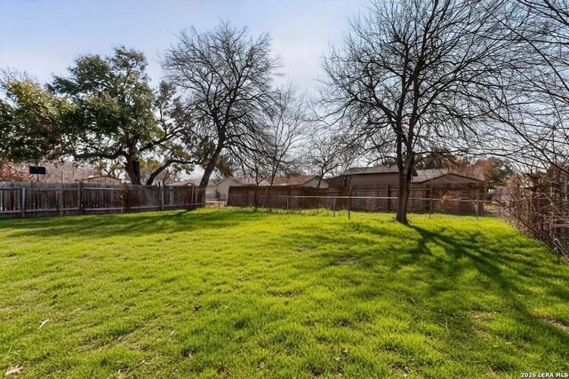 5014 Ed White, San Antonio, TX 78219