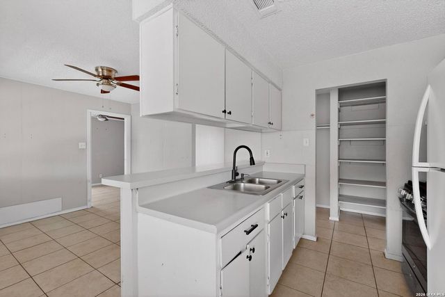 5014 Ed White, San Antonio, TX 78219