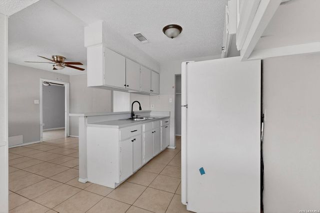 5014 Ed White, San Antonio, TX 78219