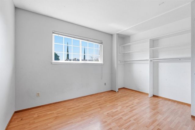 5009 Waterbury Way, Fair Oaks, CA 95628