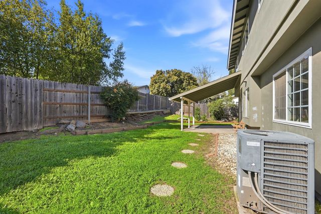 5009 Waterbury Way, Fair Oaks, CA 95628