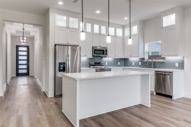 2534 Southland Street, Dallas, TX 75215