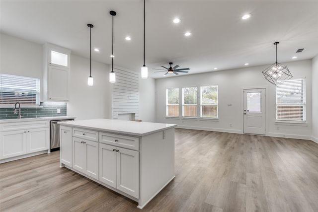 2534 Southland Street, Dallas, TX 75215