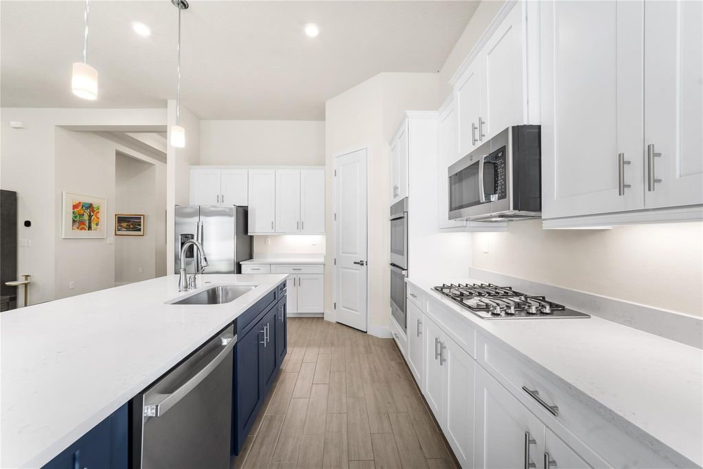 Image 9 of property listing at 8159 Liberty Way, Parkland, FL 33067