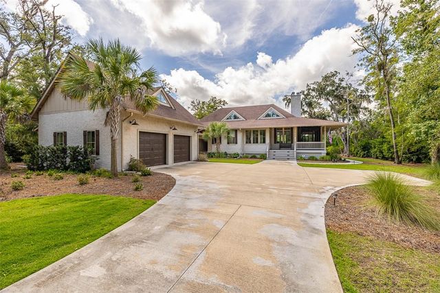 164 Stillwater Drive, St Simons Island, GA 31522