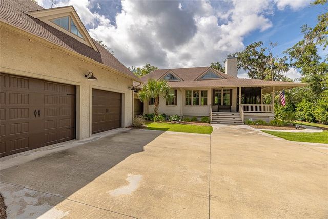 164 Stillwater Drive, St Simons Island, GA 31522