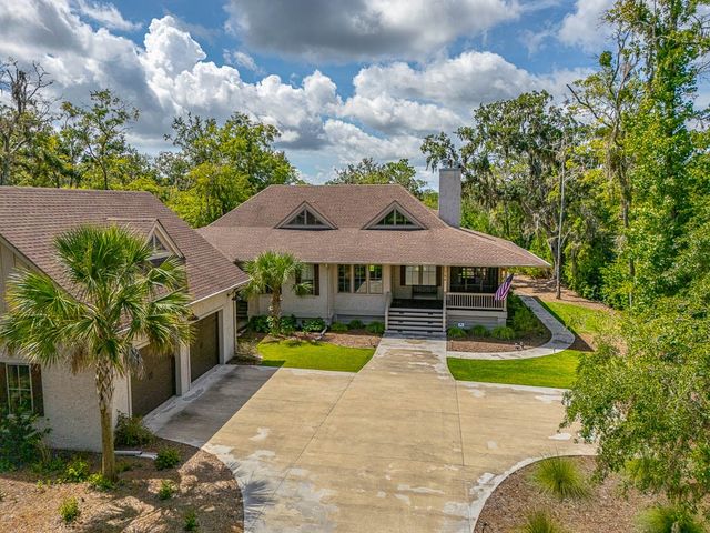 164 Stillwater Drive, St Simons Island, GA 31522