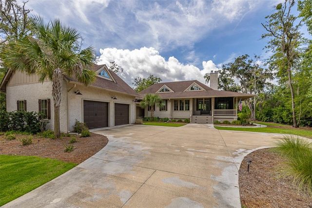 164 Stillwater Drive, St Simons Island, GA 31522