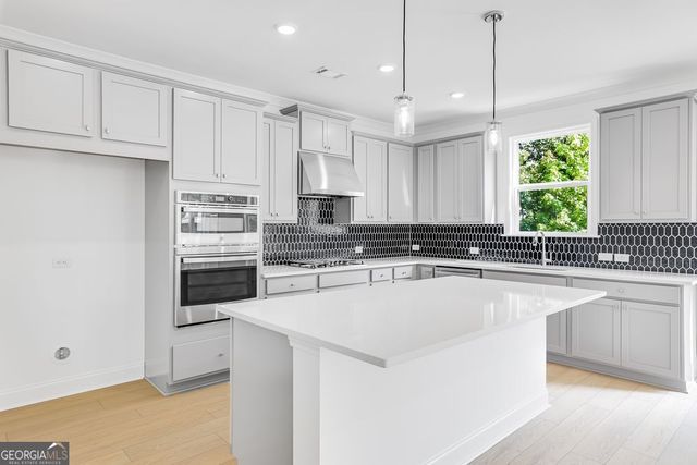 4042 Alderstone Drive, Flowery Branch, GA 30542