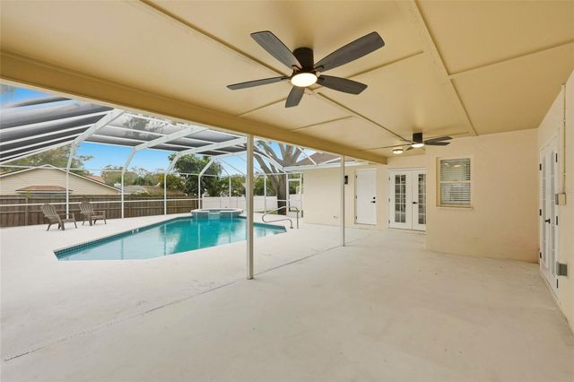 185 FOXCROFT DRIVE W, Palm Harbor, FL 34683