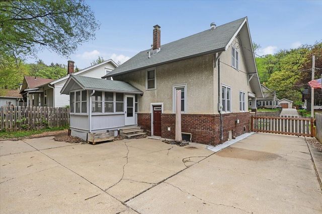1230 FAIRMOUNT Avenue, Council Bluffs, IA 51503