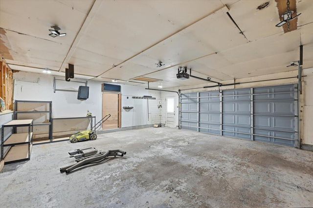1230 FAIRMOUNT Avenue, Council Bluffs, IA 51503