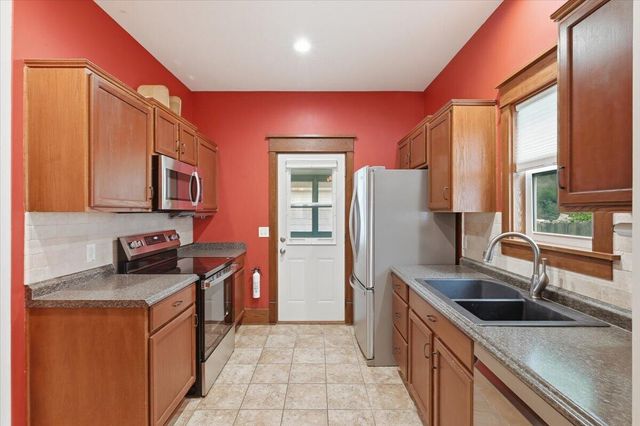 1230 FAIRMOUNT Avenue, Council Bluffs, IA 51503