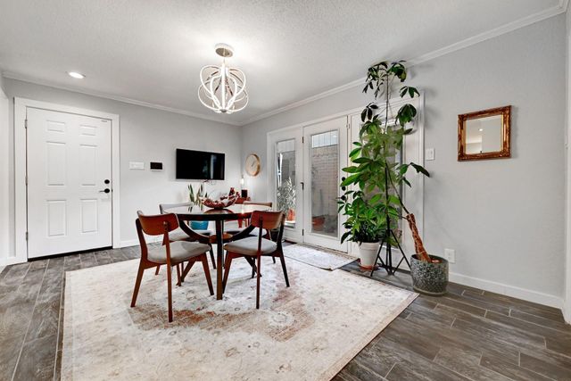 11133 Pinehurst DR C, Austin, TX 78747