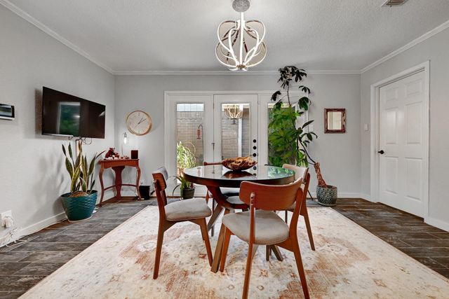 11133 Pinehurst DR C, Austin, TX 78747