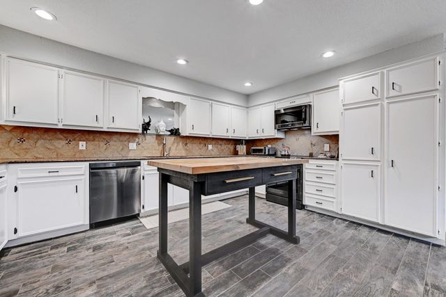 11133 Pinehurst DR C, Austin, TX 78747