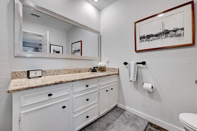 11133 Pinehurst DR C, Austin, TX 78747