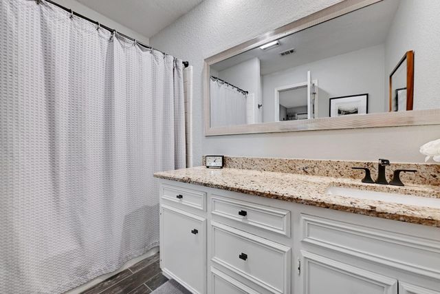 11133 Pinehurst DR C, Austin, TX 78747