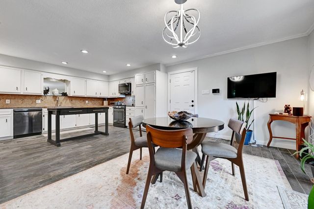 11133 Pinehurst DR C, Austin, TX 78747