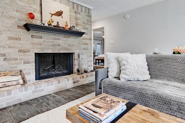 11133 Pinehurst DR C, Austin, TX 78747