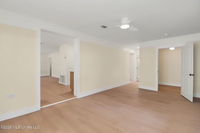 273 Holcomb Boulevard, Ocean Springs, MS 39564